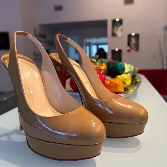 Christian Louboutin Nude Patent Slingback Heels size 37/6.5 - Picture 2 of 15